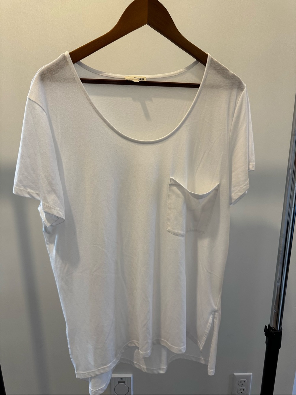 Wilfred Free Scoop Neck